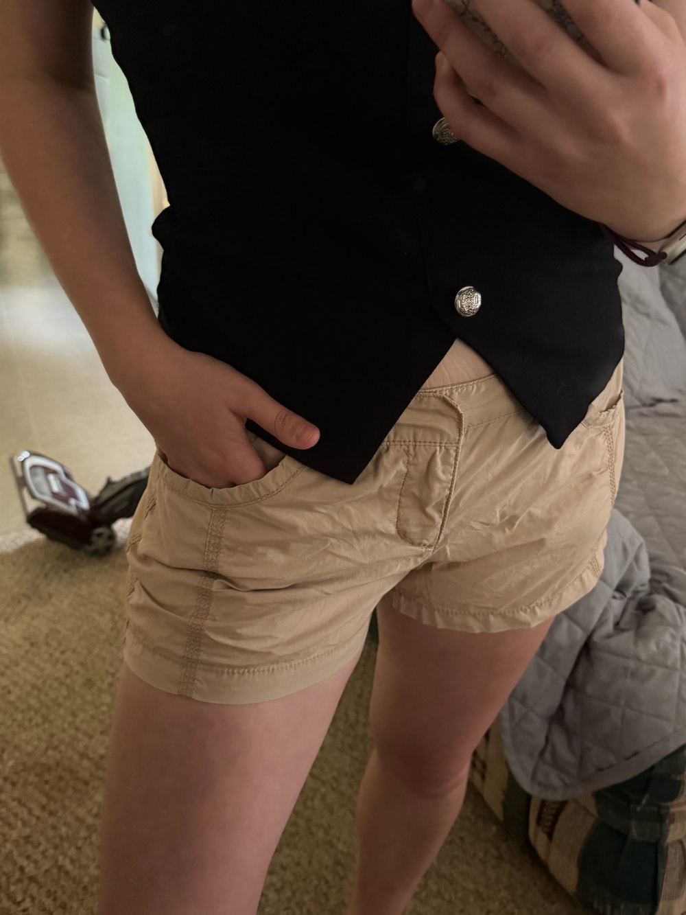 Y2K Express tan low rise shorts